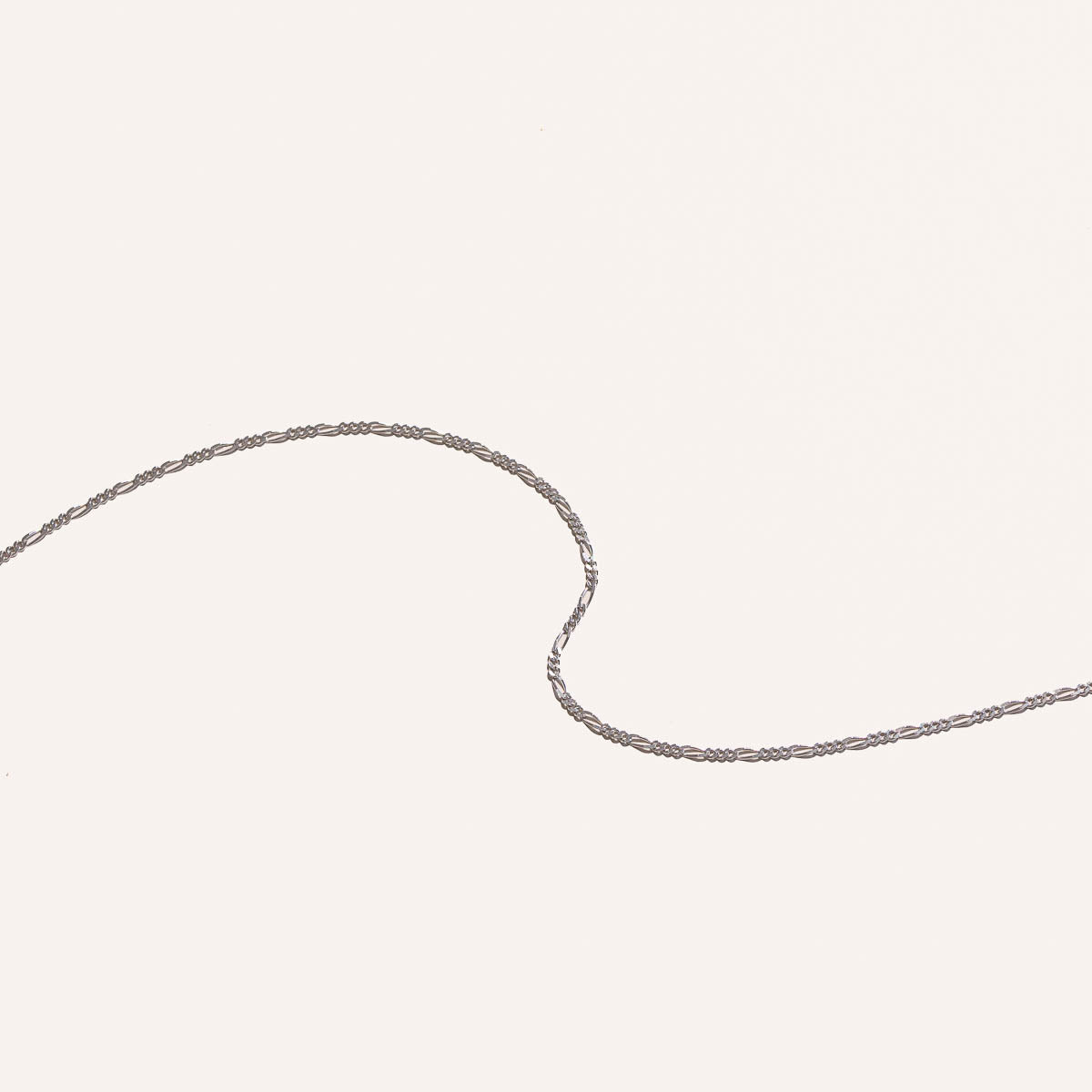 Soho Story Chain Necklace in Solid White Gold