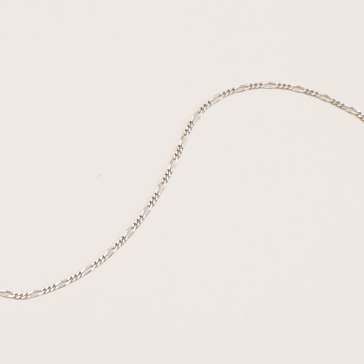 Soho Story Chain Necklace in Solid White Gold