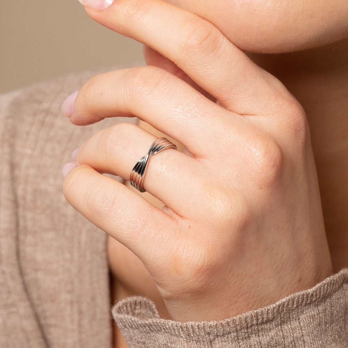 Twist Ring in Silver