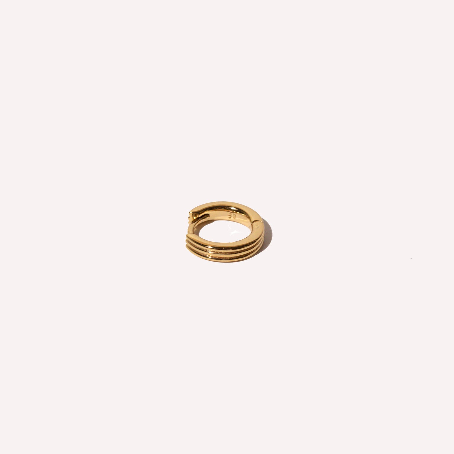 Pleated Hoop 8mm in Gold flat lay