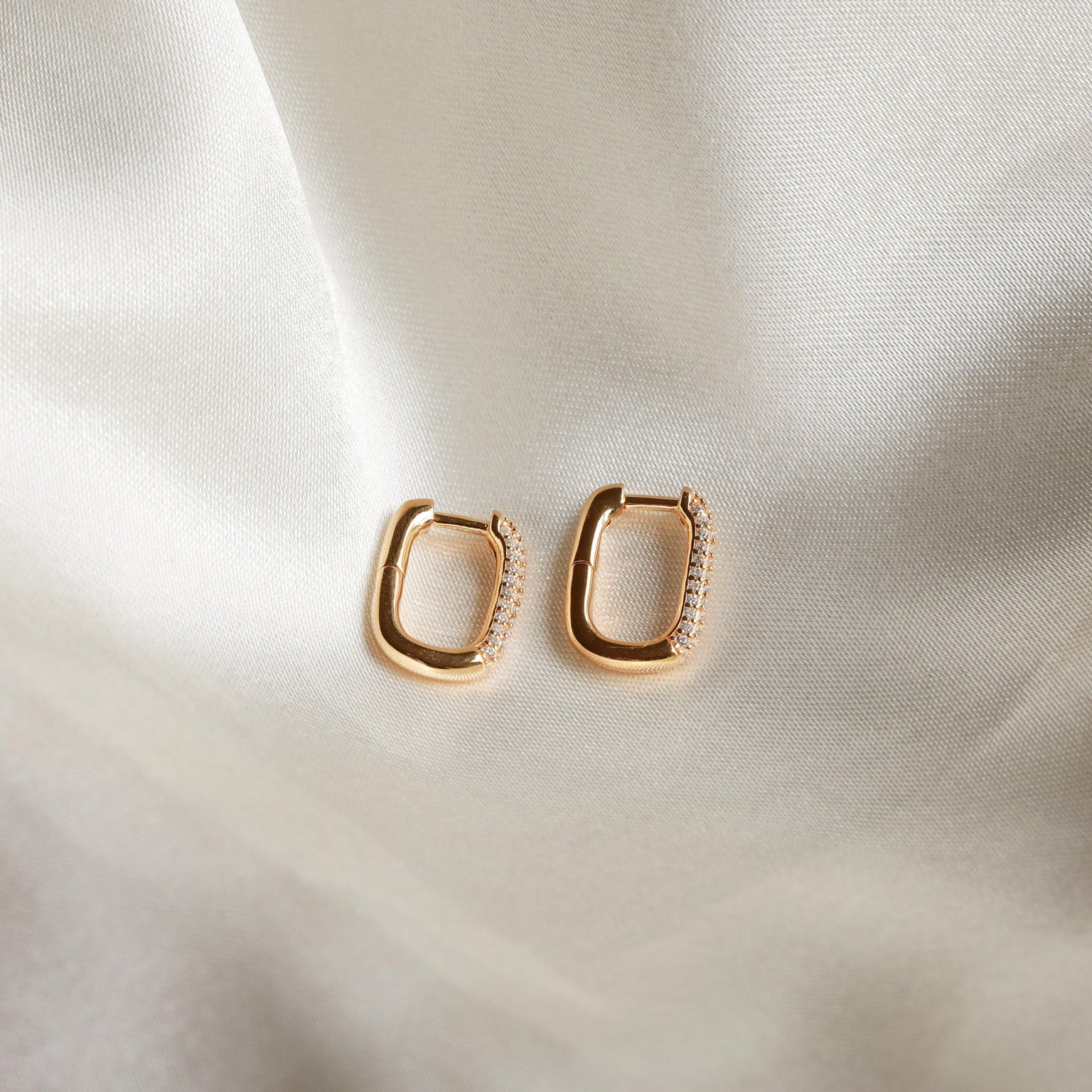 Rectangular Glimmer Huggies in Gold