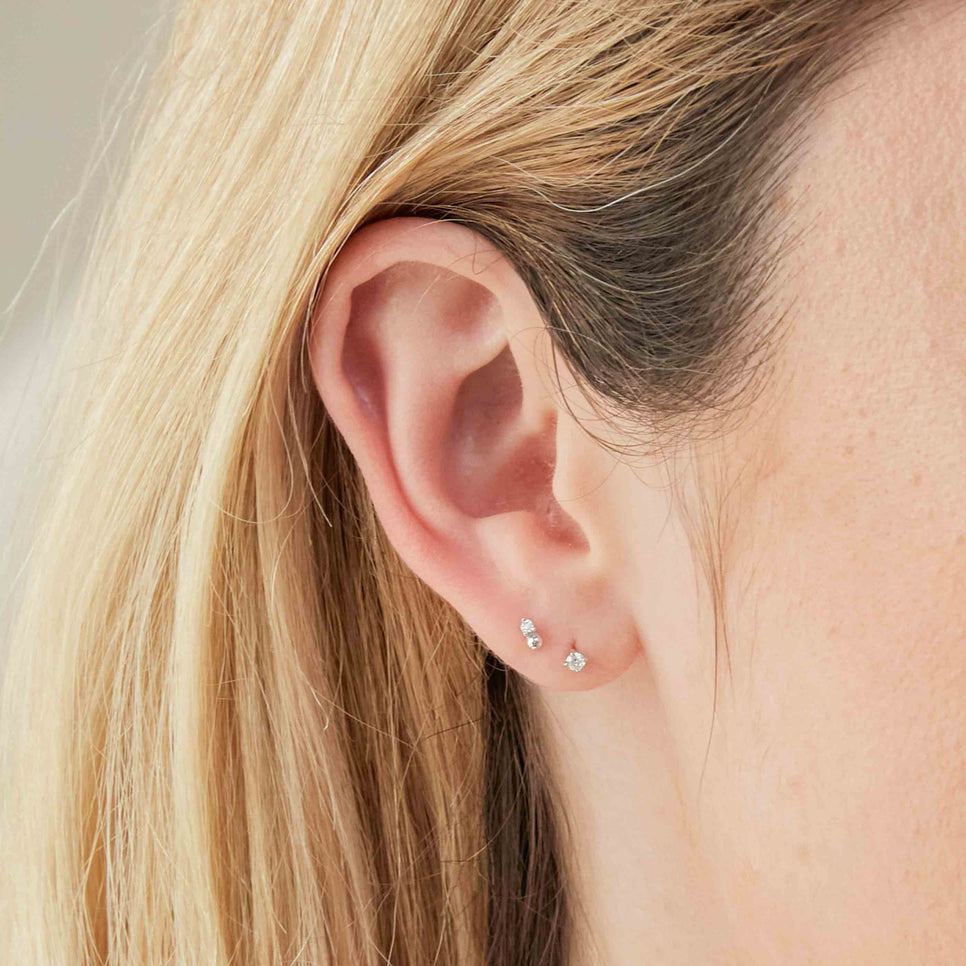 Solid White Gold Topaz Piercing Stud