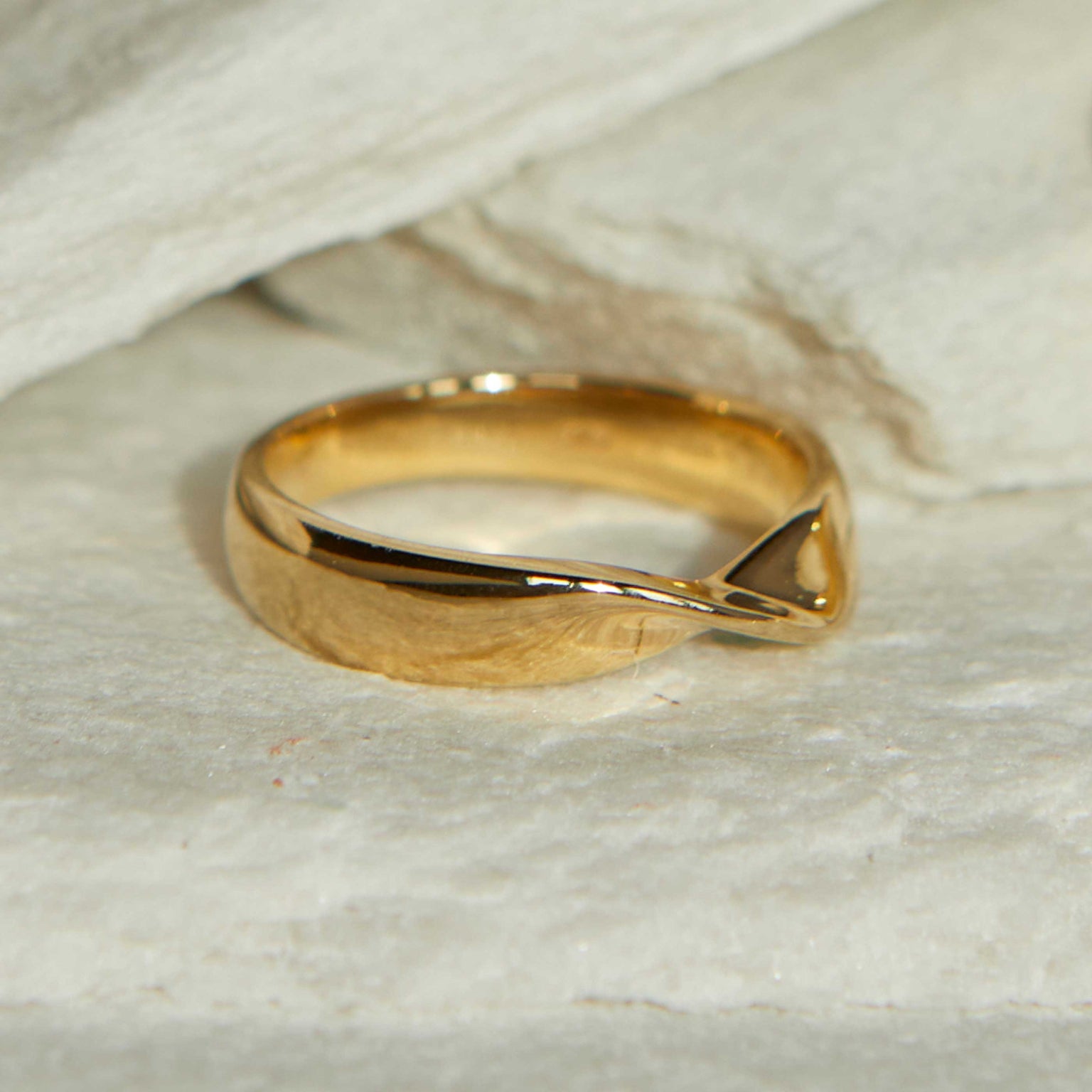 Elemental Ring in Gold