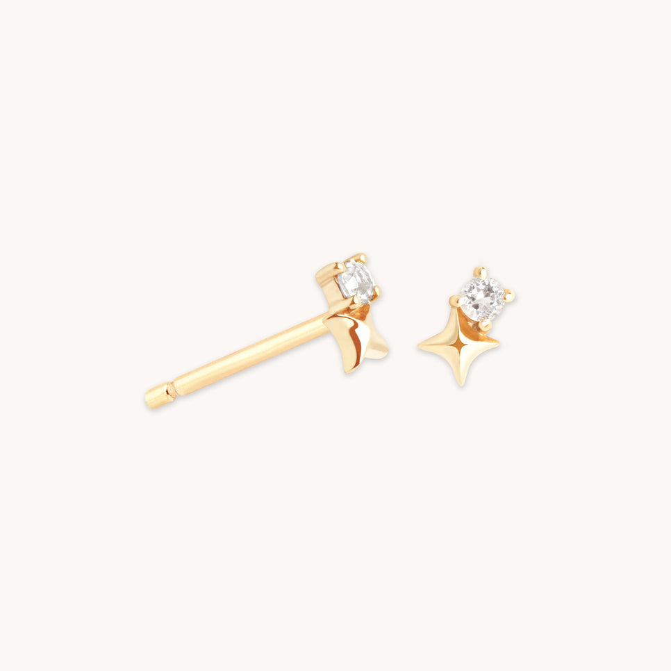 April White Topaz - April Topaz Birthstone Earrings in Solid Gold - Stud Earrings - Astrid &amp; Miyu