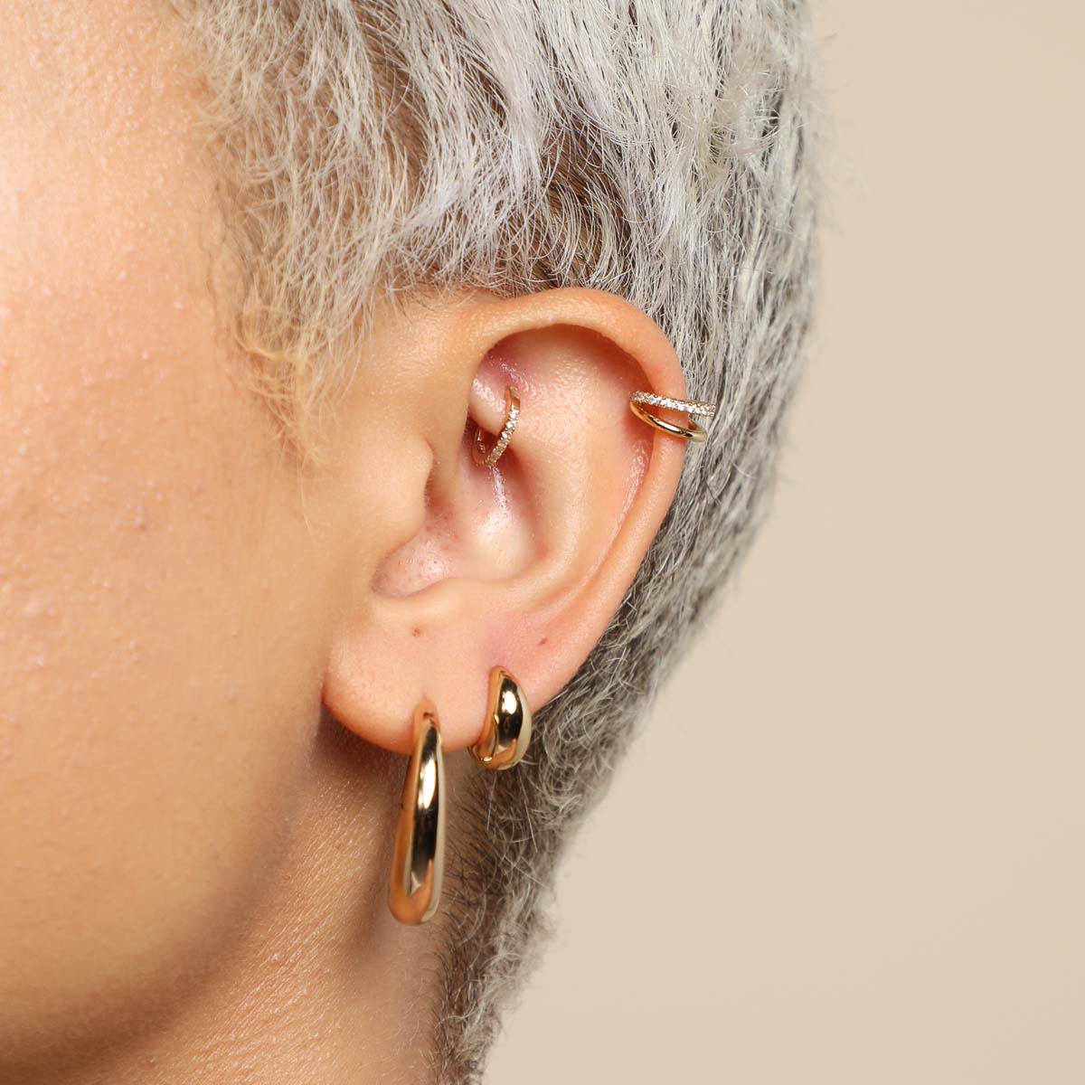 Small hoops for 2025 ear lobes