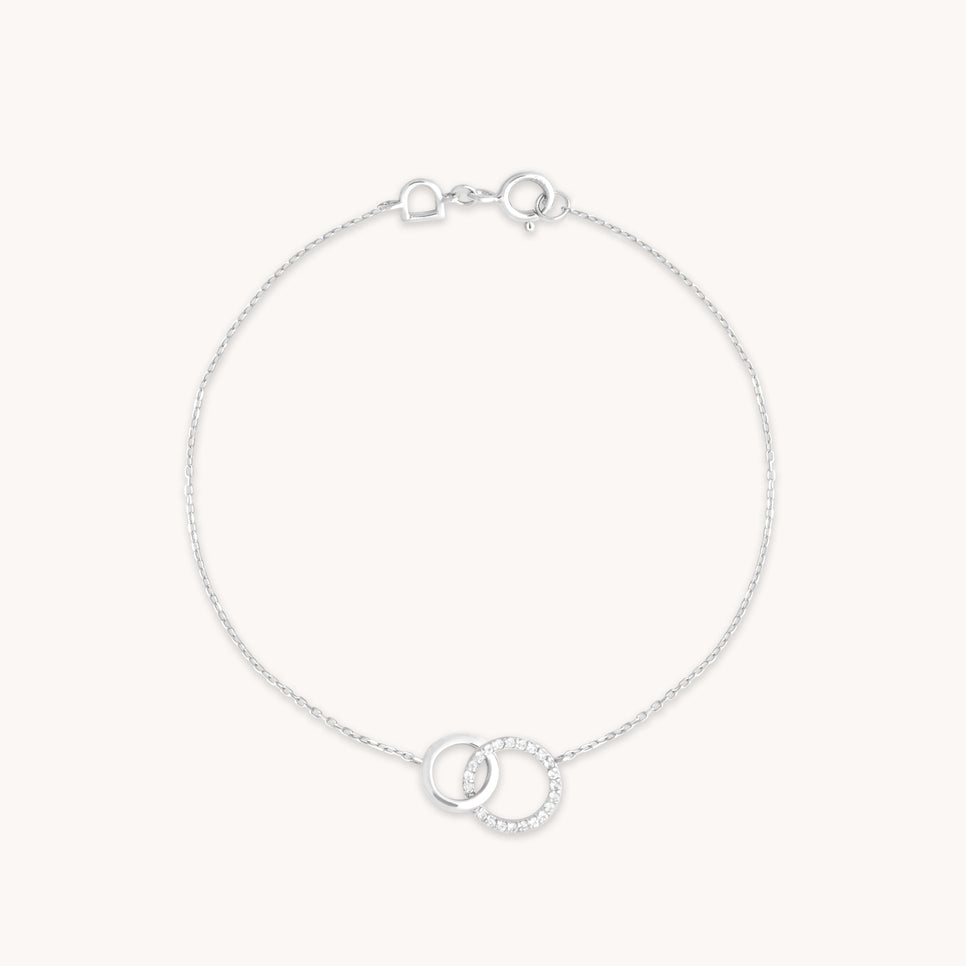 Orbit Topaz Bracelet in Solid White Gold
