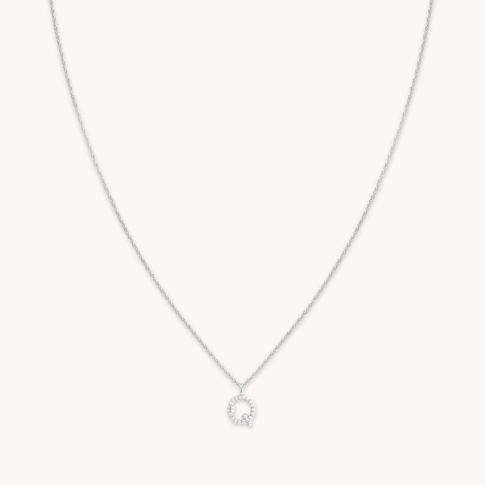 Q Initial Pavé Pendant Necklace in Silver