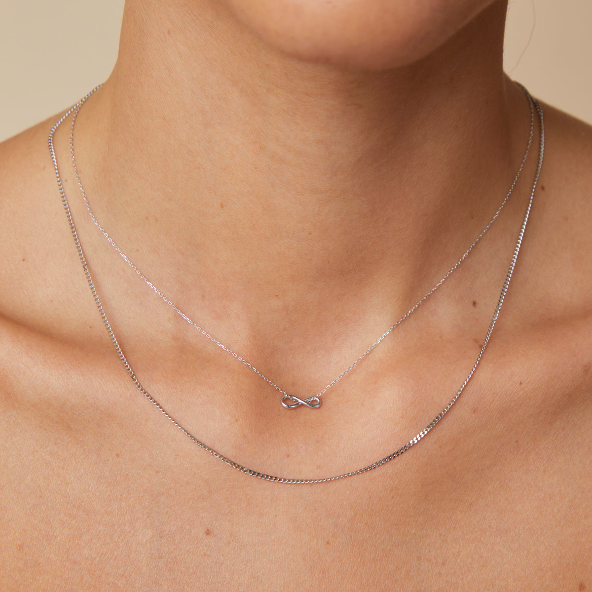 Bold Miyu Chain Necklace in 9k White Gold