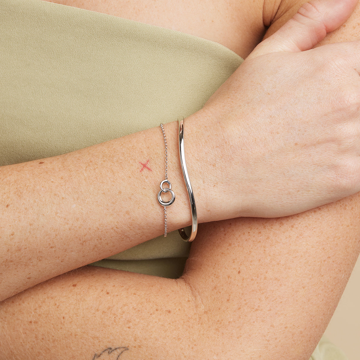 Bracelets - Infinite Cuff in Silver - Bracelets - Astrid &amp; Miyu