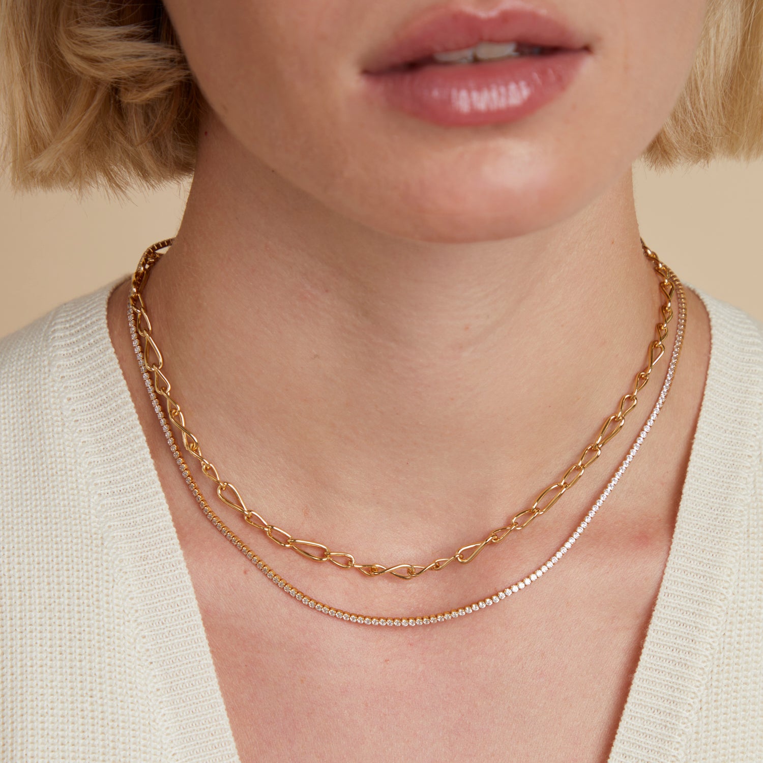 Infinite Slim Chain Necklace in Gold