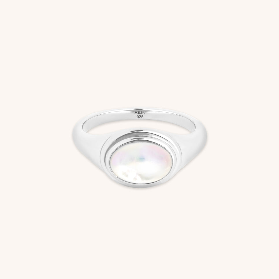 Mother of Pearl Cocktail Ring in Silver