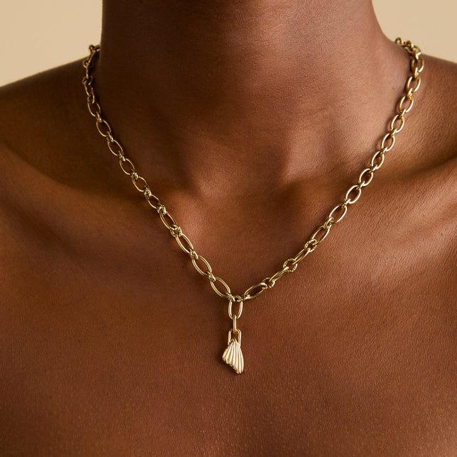 Wing Clip Charm in Gold