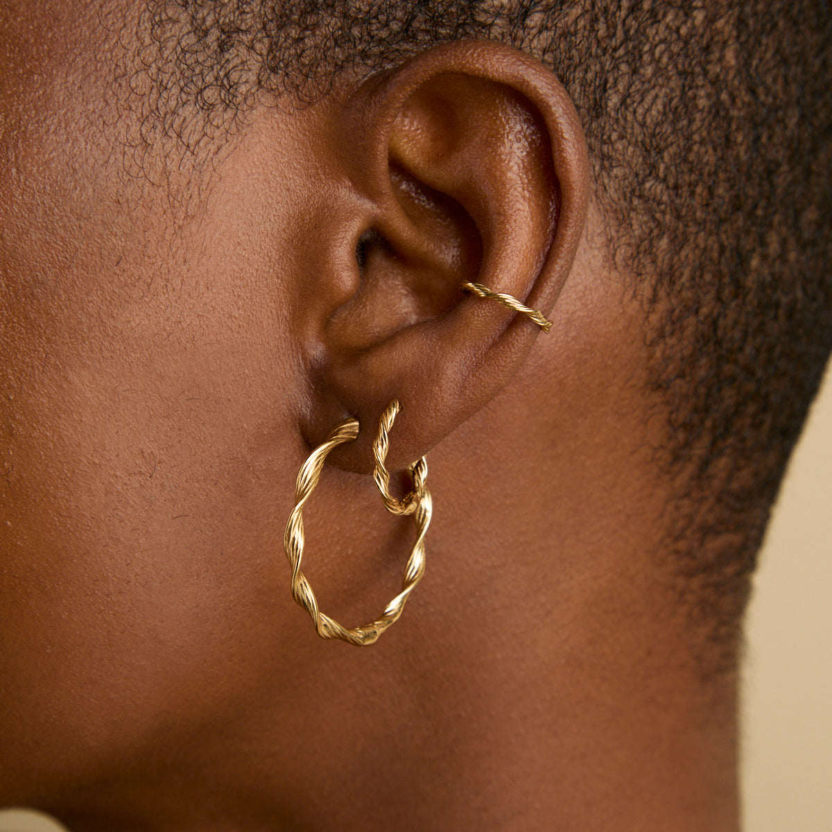 Twist Large Hoops in Gold