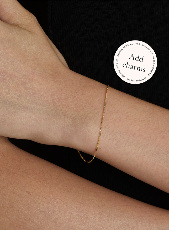 Astrid Story Chain Bracelet in Solid Gold