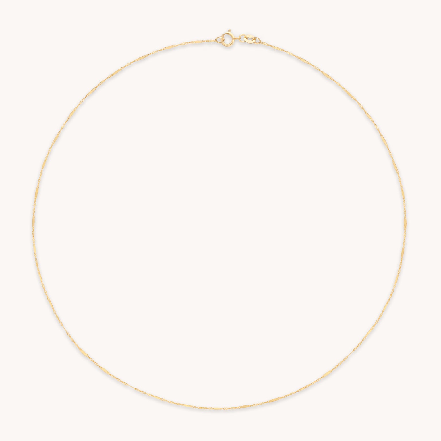 Astrid Story Chain Necklace in Solid Gold