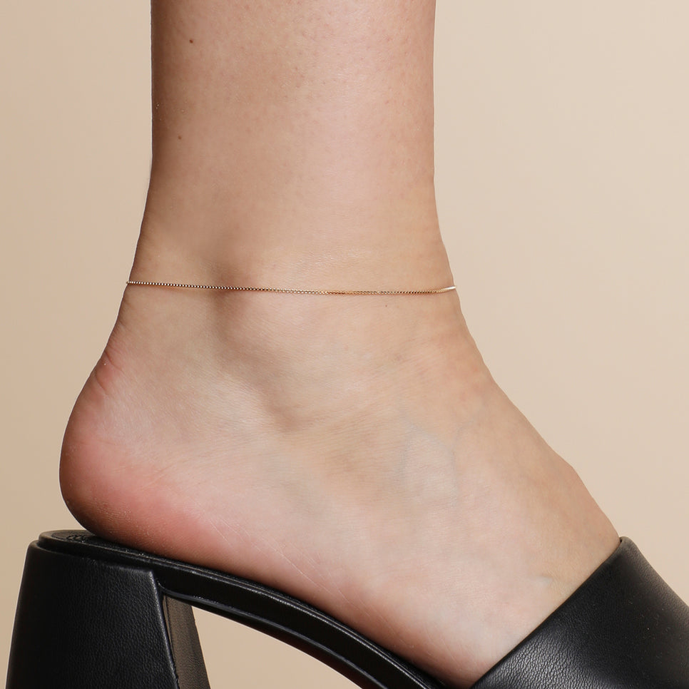 Shoreditch Chain Anklet in Solid Gold