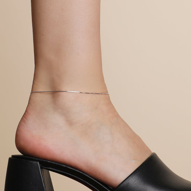 Shoreditch Chain Anklet in Solid White Gold