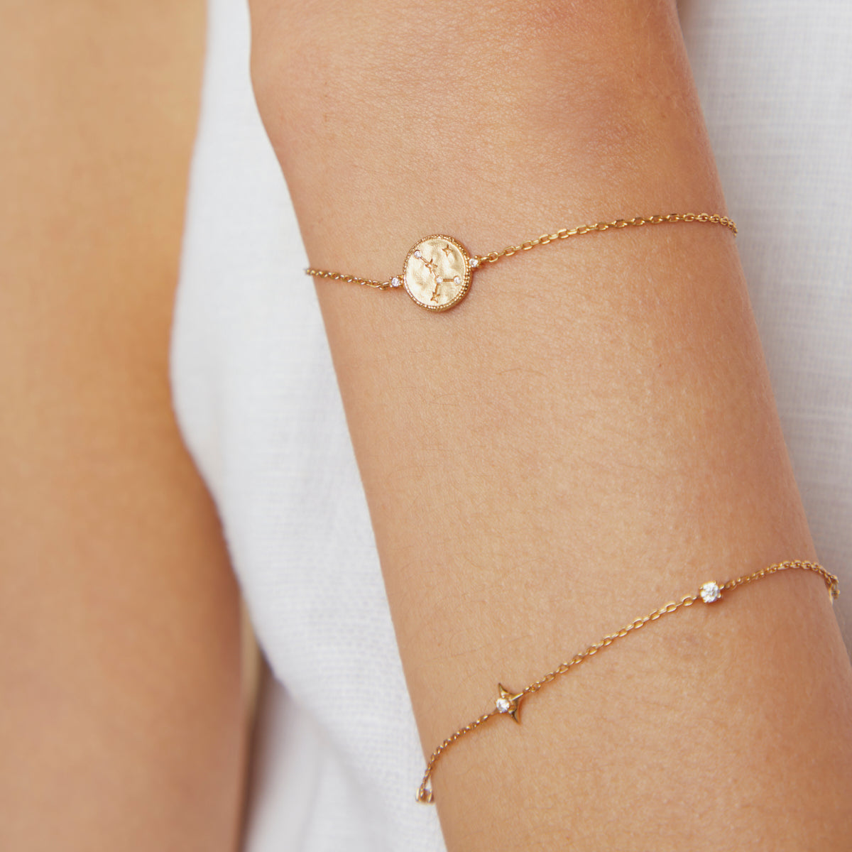 Cancer Zodiac Bracelet in Gold