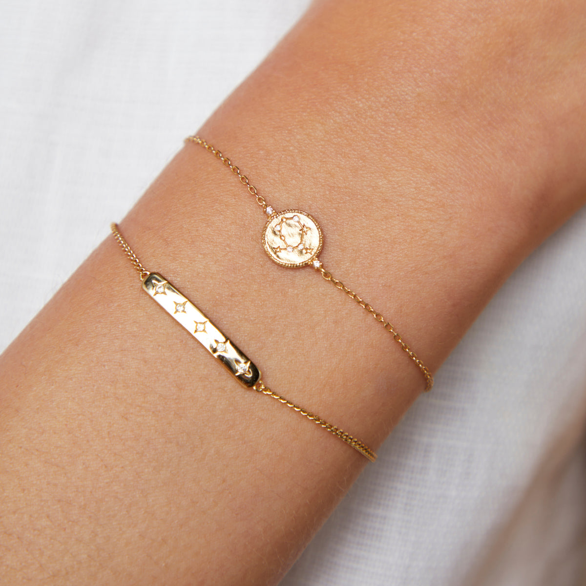 Gemini Zodiac Bracelet in Gold