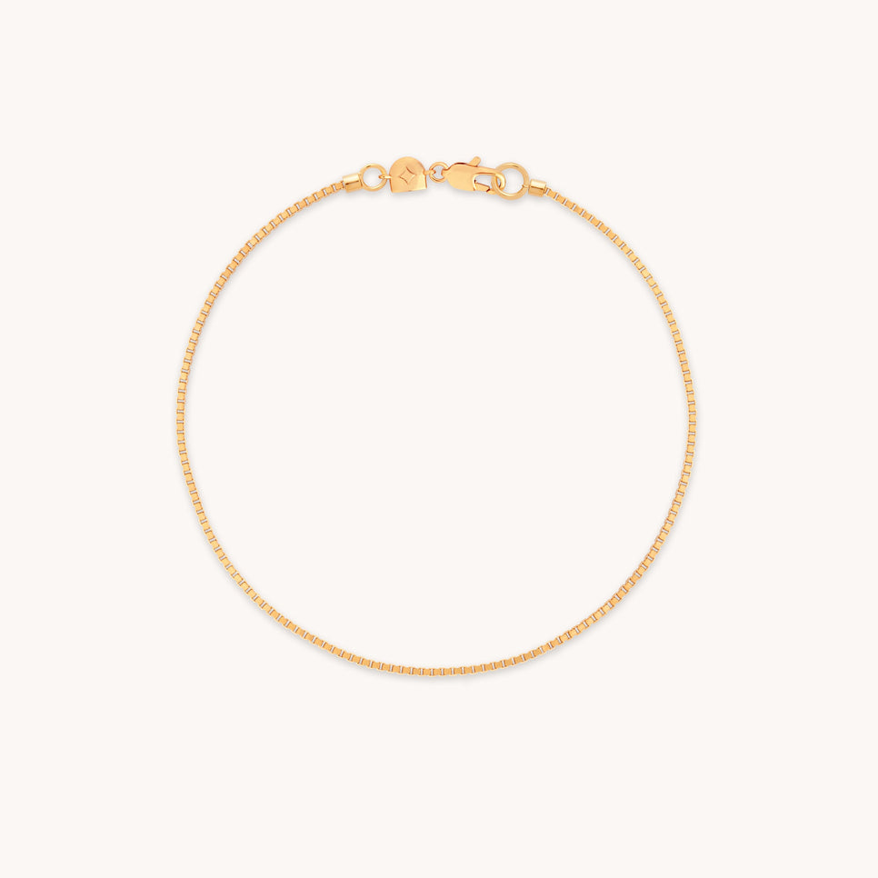 Essential Box Chain Bracelet in Gold