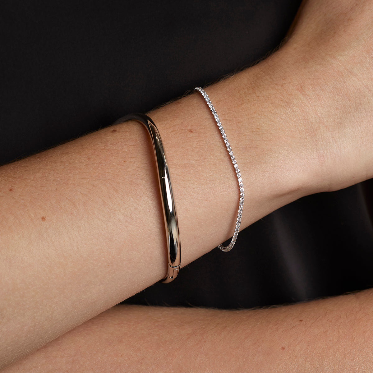 Wave Bangle in Silver