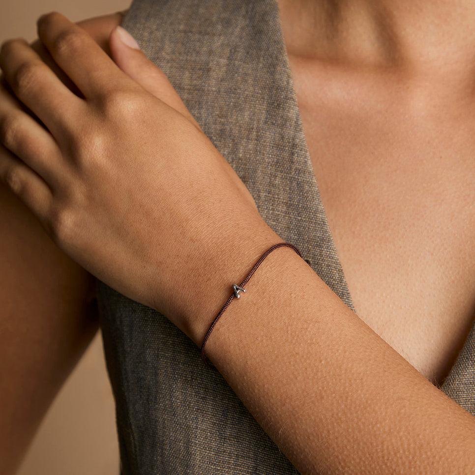 A Initial Click Charm in Solid White Gold-Astrid &amp; Miyu