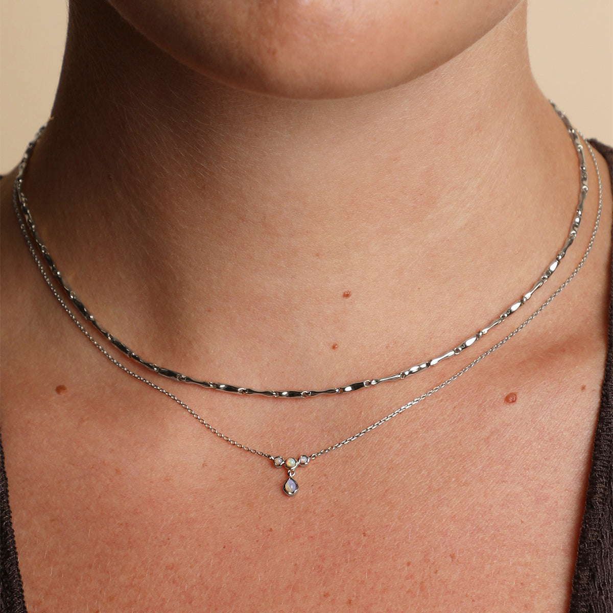 Molten Bar Chain Necklace in Solid White Gold-Astrid &amp; Miyu