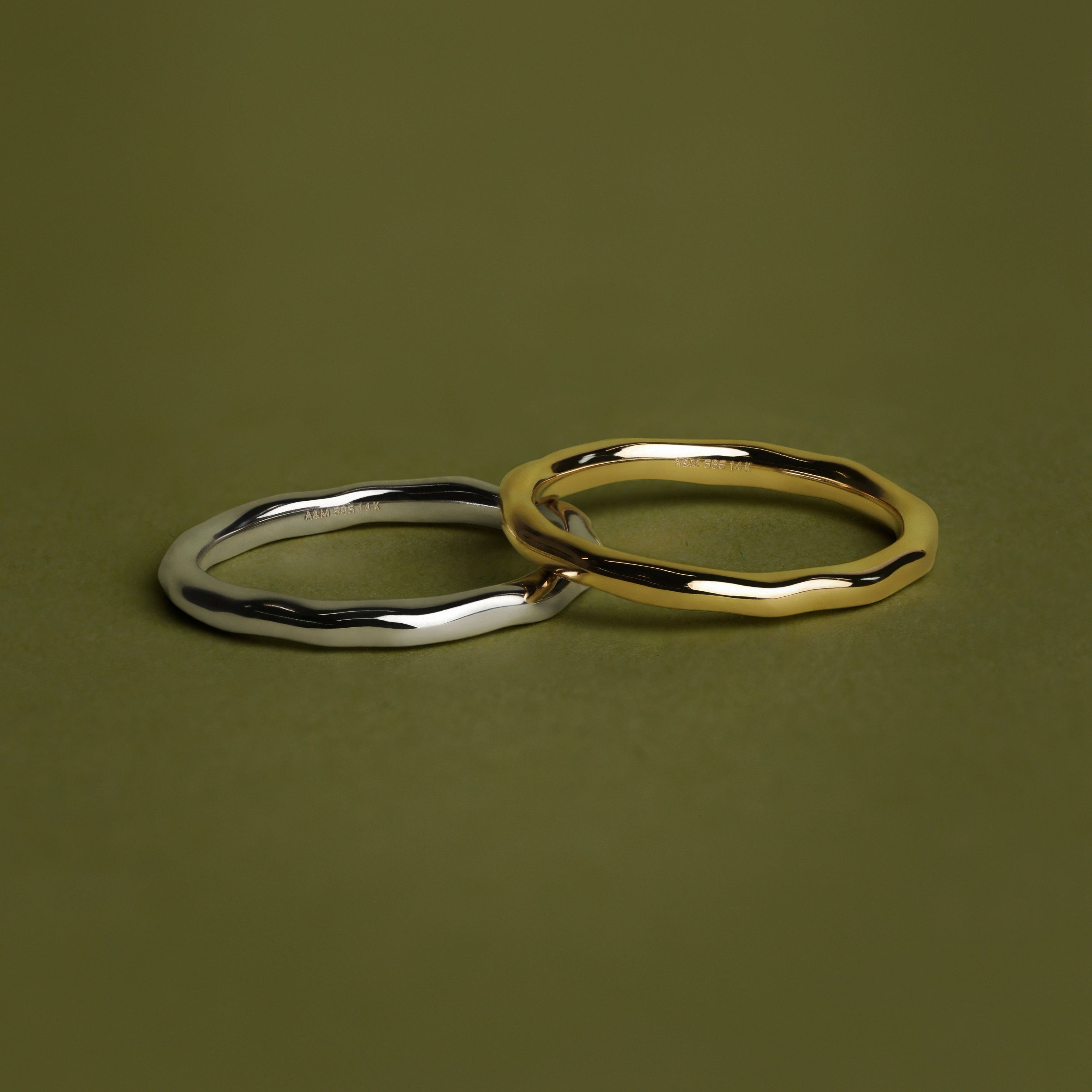 Molten Band Ring in Solid Gold