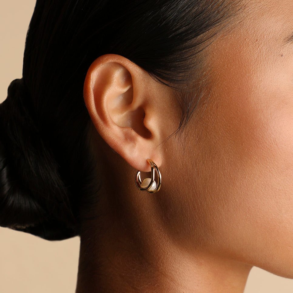 Molten Illusion Pearl Hoops in Gold