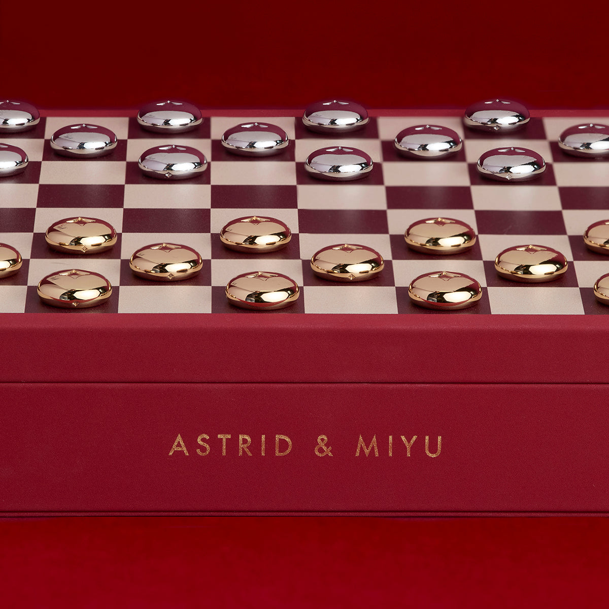 Checkers by Astrid & Miyu