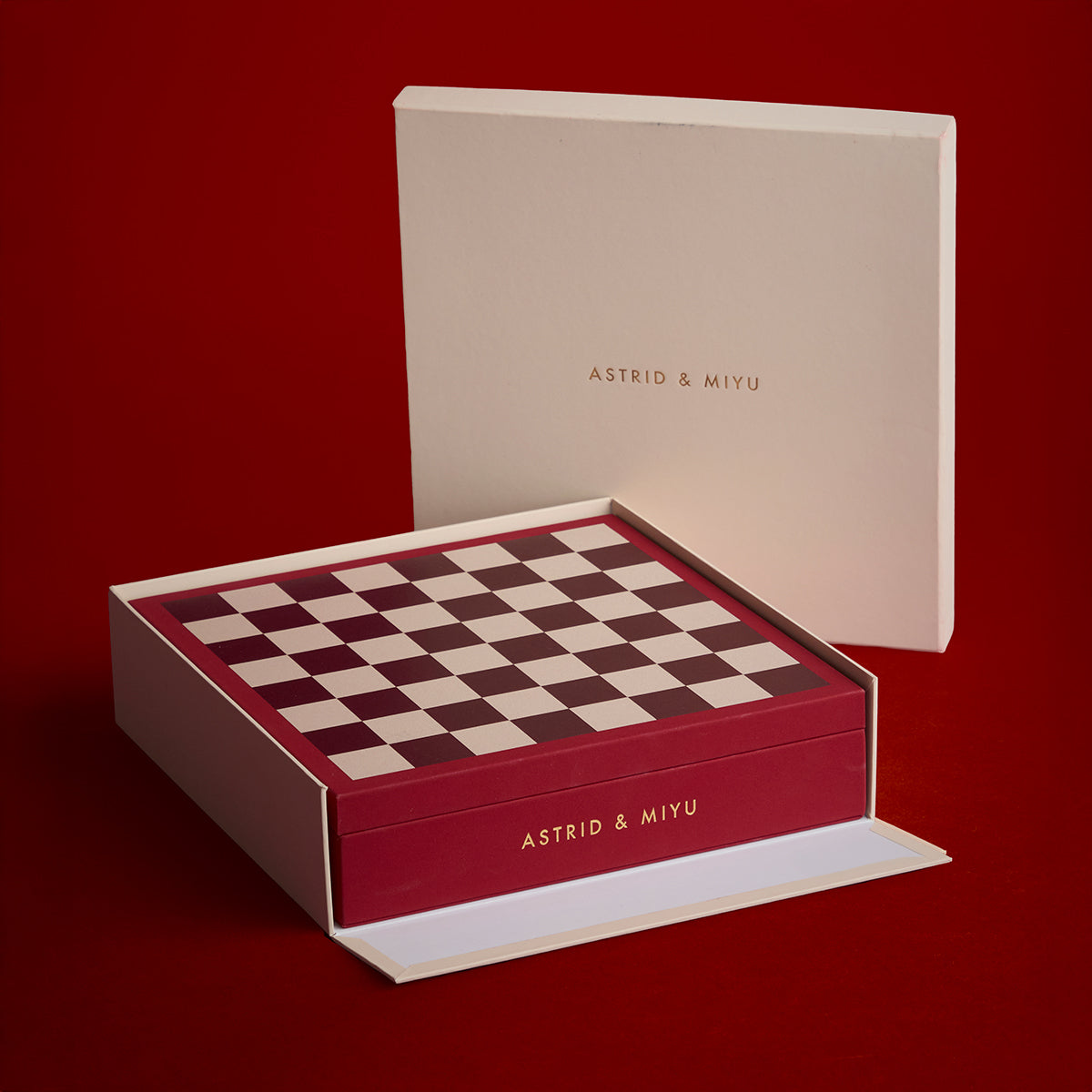 Checkers by Astrid & Miyu