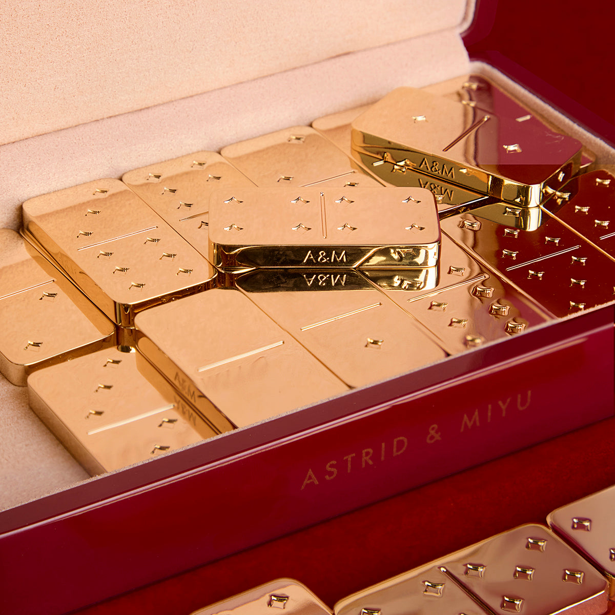 Domino Tiles by Astrid & Miyu