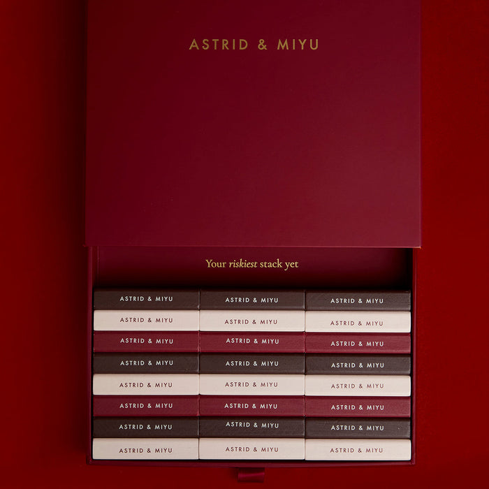 Stacking Tower by Astrid & Miyu