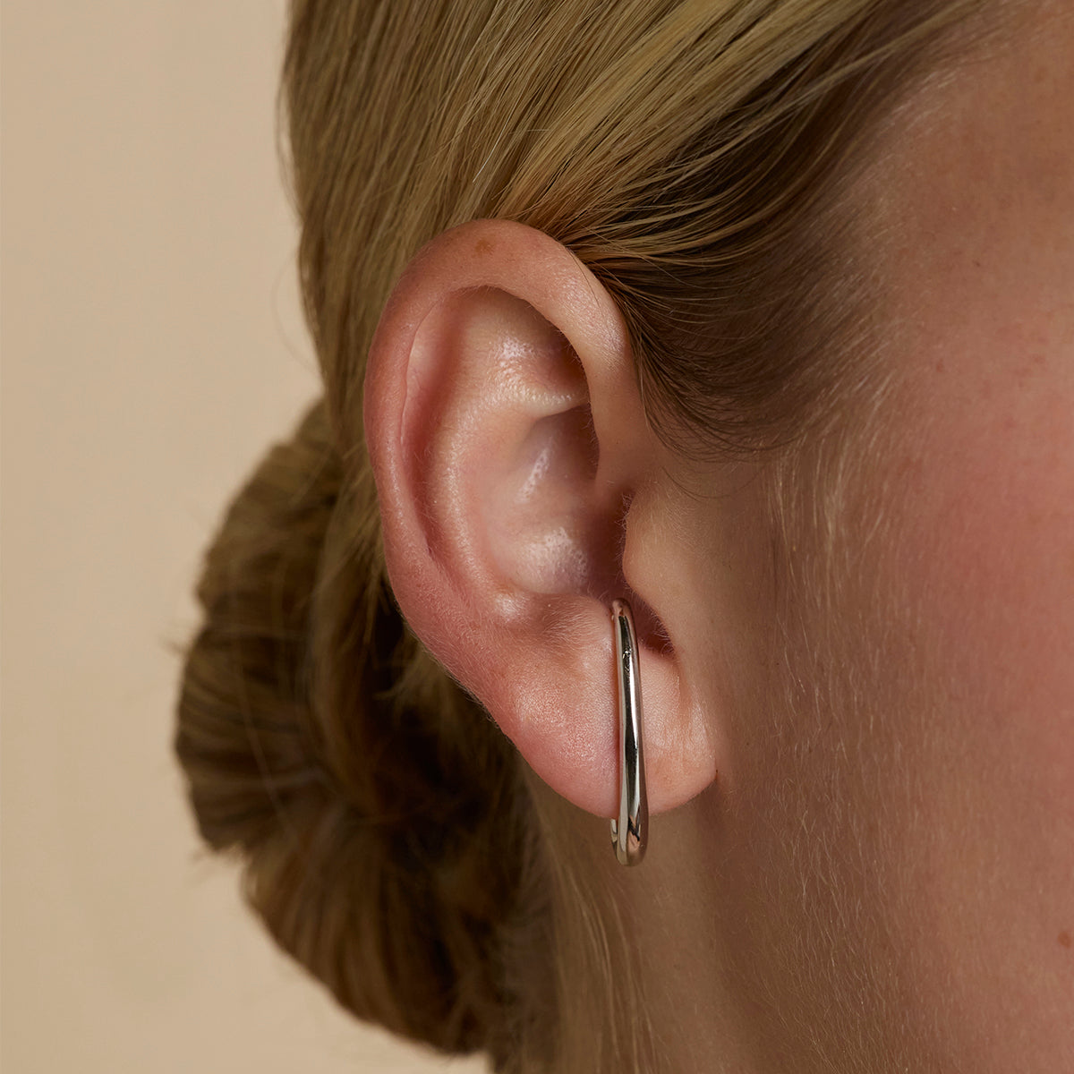 Orbit Dome Stud in Silver