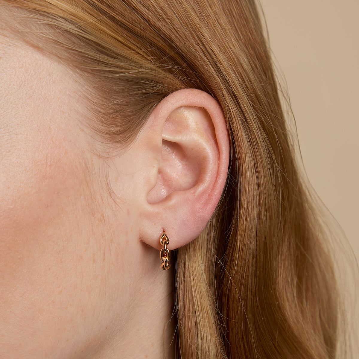 Hardware Link Hoops in Gold-Astrid &amp; Miyu