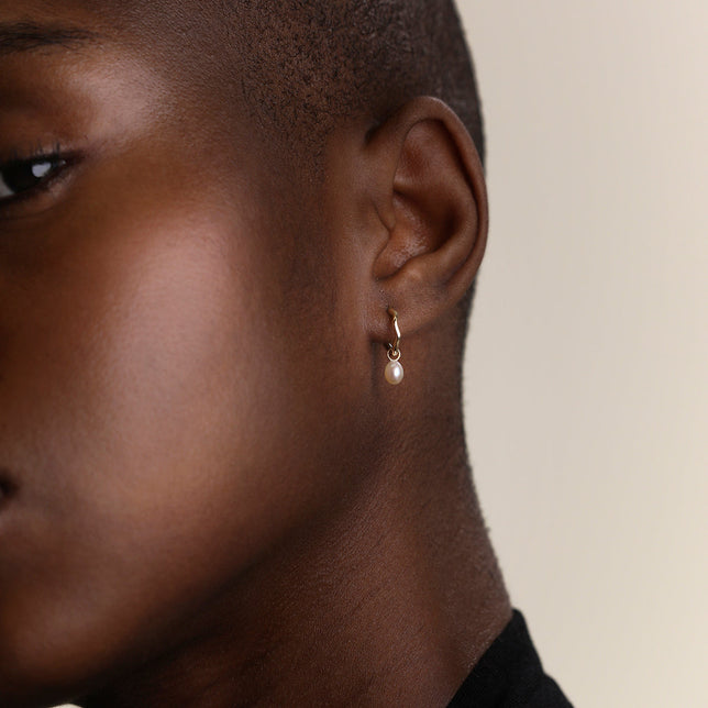 Scalloped Pearl Charm Huggies in Solid Gold-Astrid & Miyu