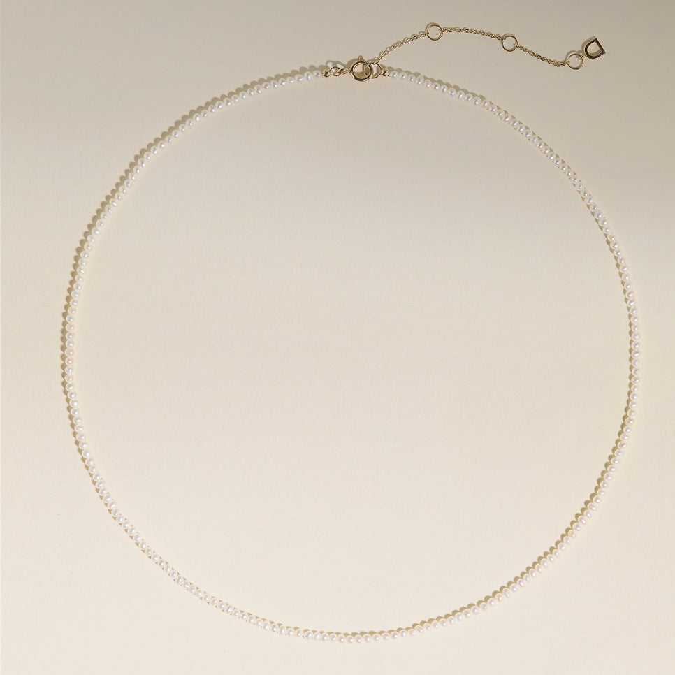 Pearl Necklace in Solid Gold-Astrid &amp; Miyu
