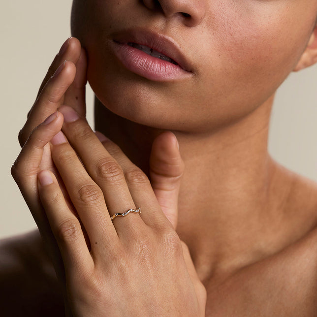 Scalloped Crystal Band Ring in Gold-Astrid & Miyu