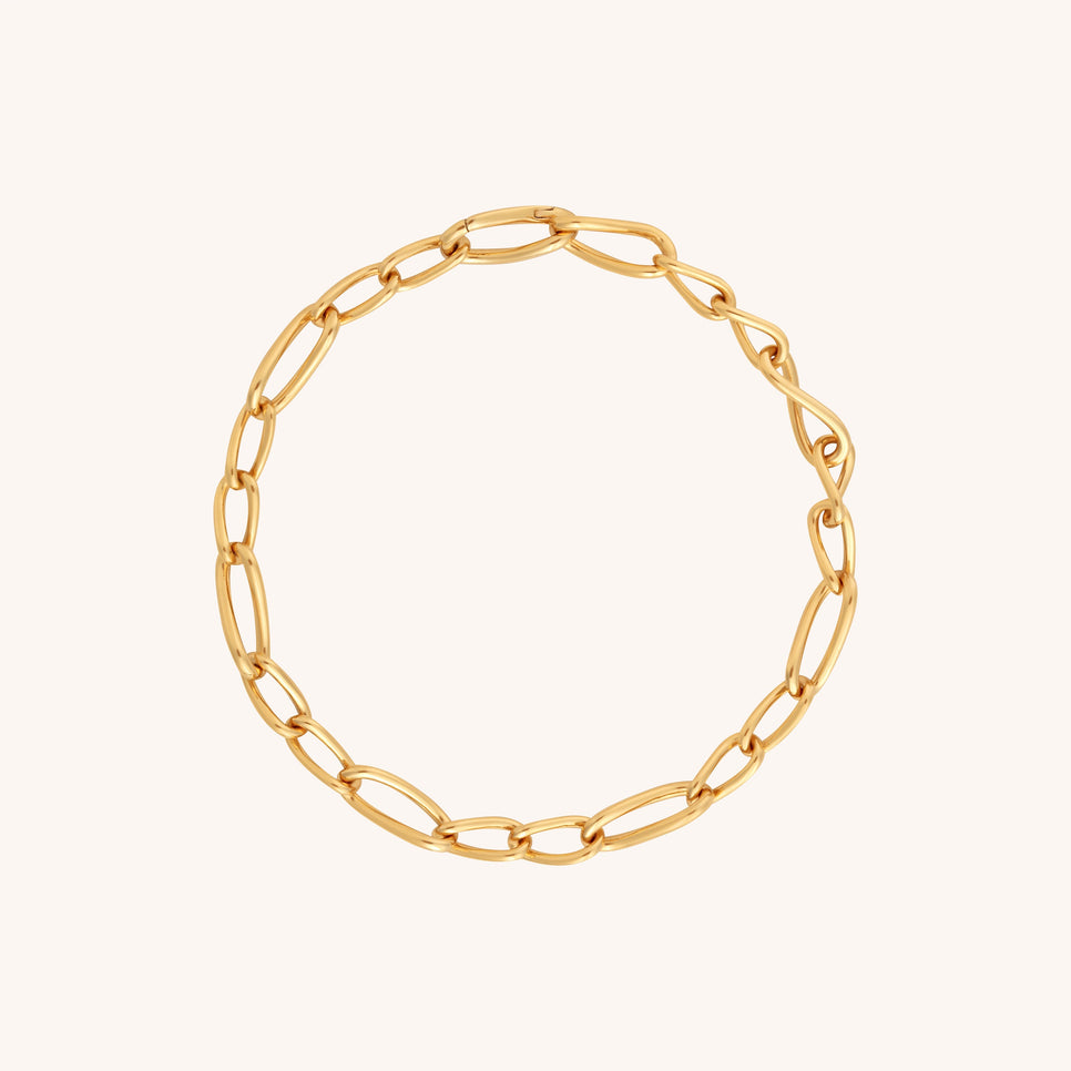 18k Gold Plated Jewellery - Infinite Slim Chain Bracelet in Gold - Chain Bracelet - Astrid &amp; Miyu