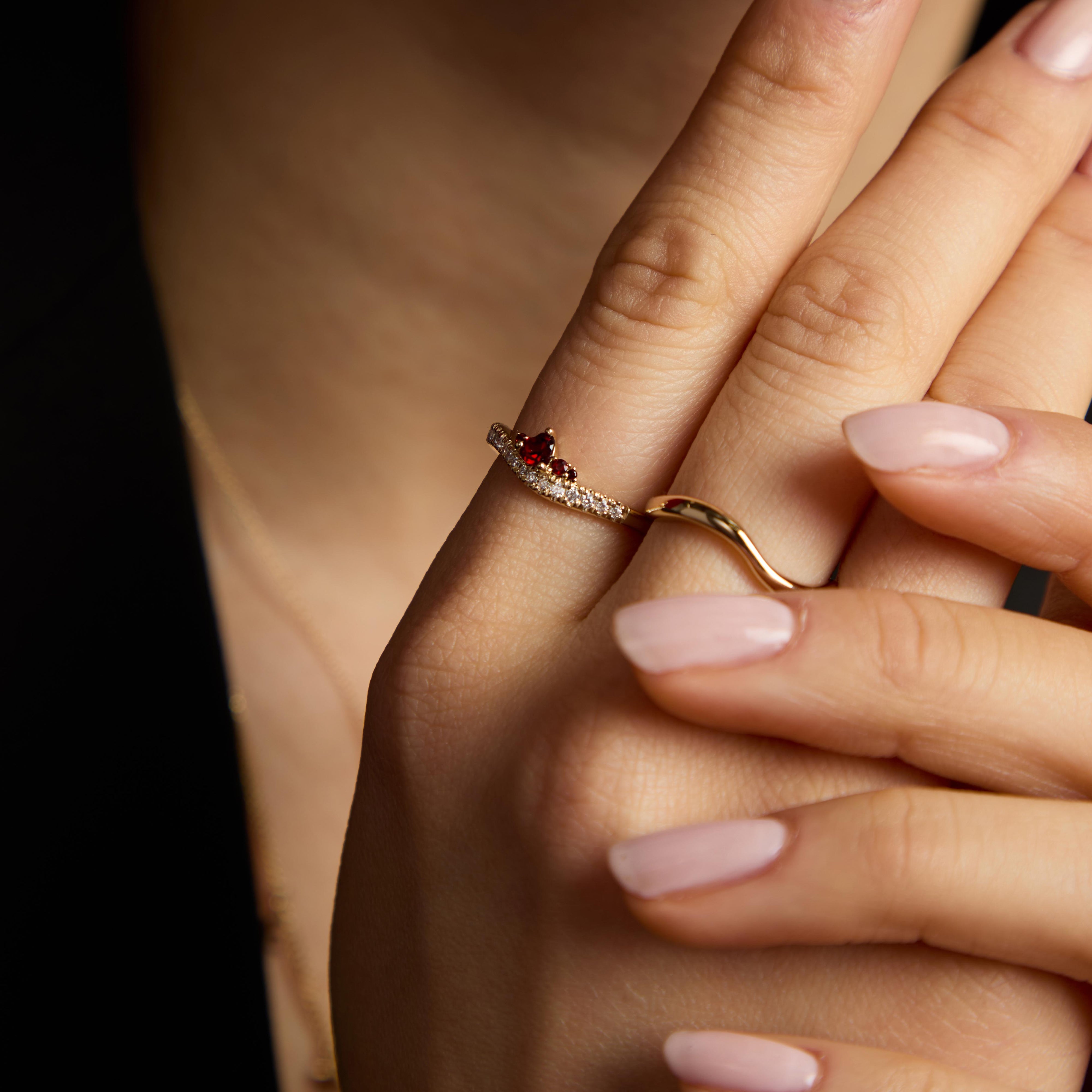 Garnet Serpent Wave Ring in Gold