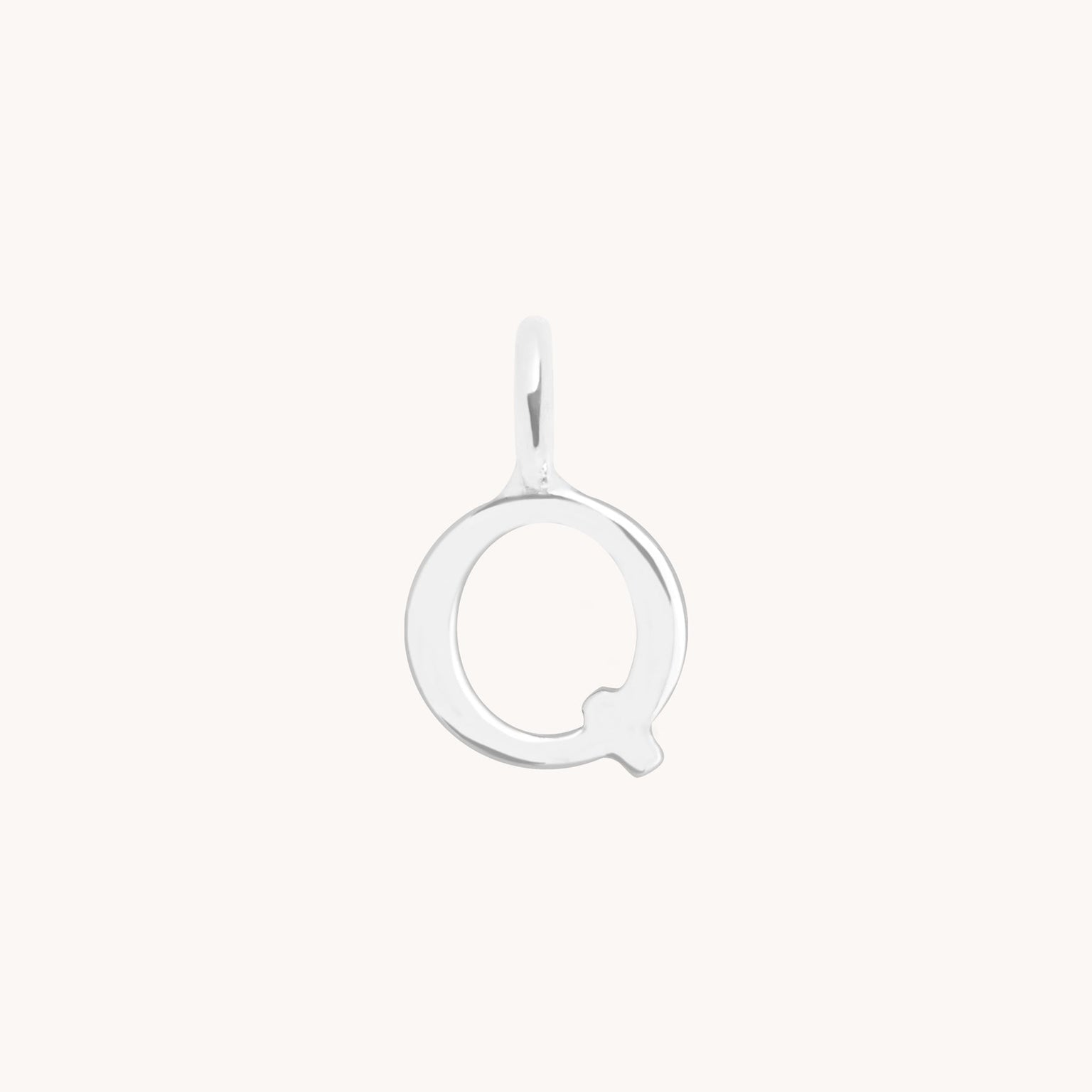 Q Initial Charm 9k White Gold