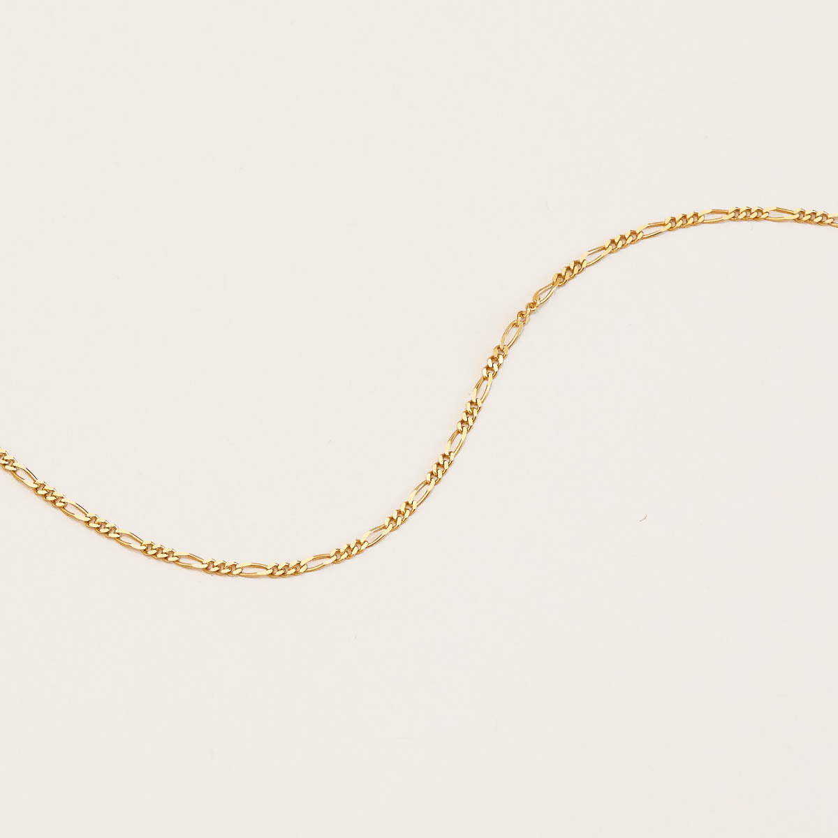 Soho Story Chain Necklace in Solid Gold