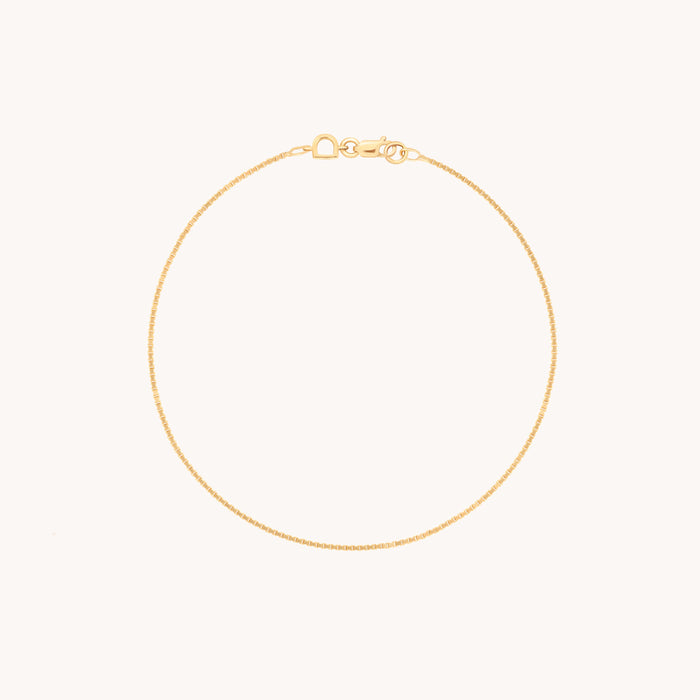 Shoreditch Story Chain Bracelet in Solid Gold
