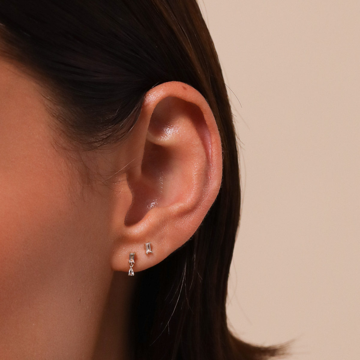 Baguette Piercing Stud 6mm in Solid Gold worn