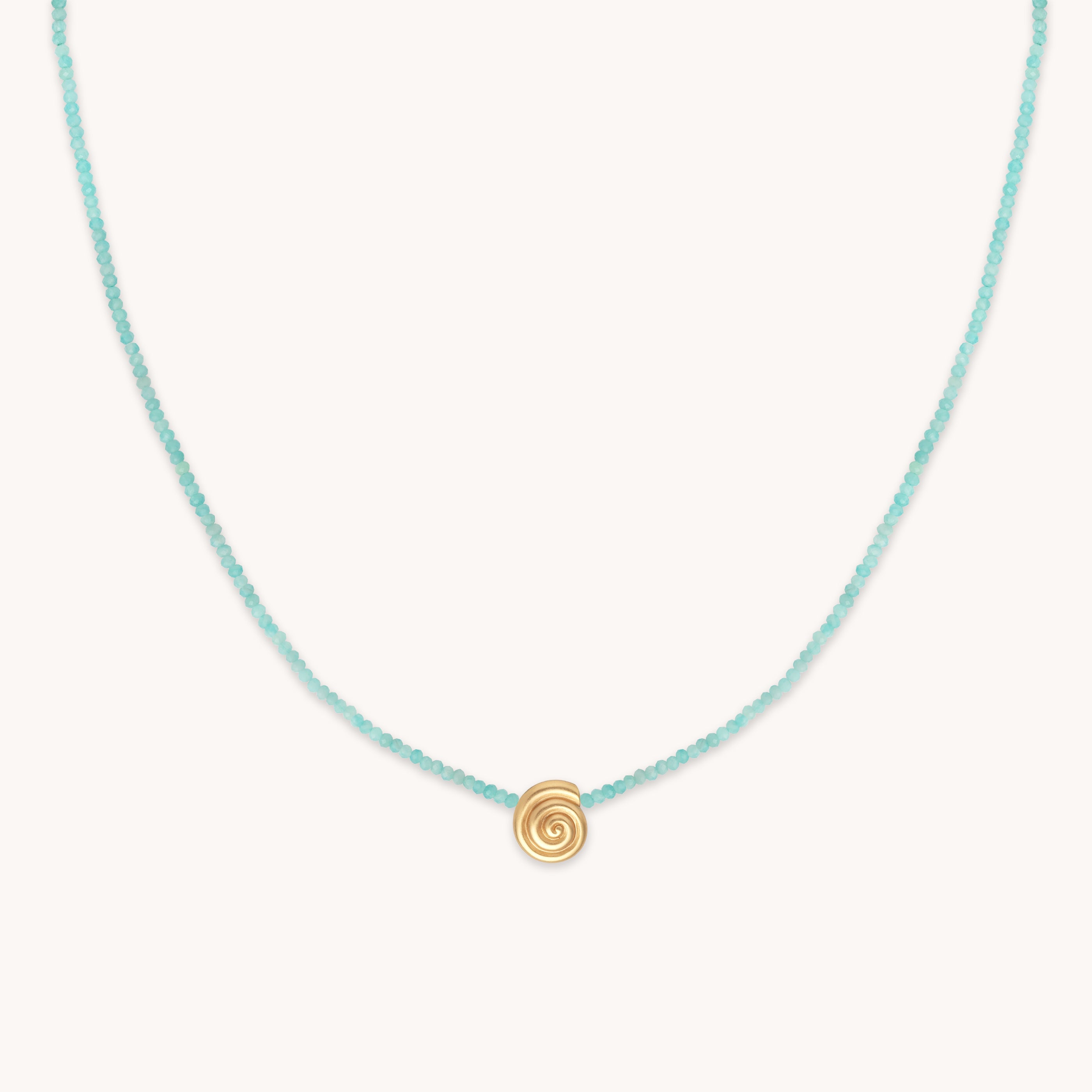 Amazonite Shell Pendant Necklace in Gold