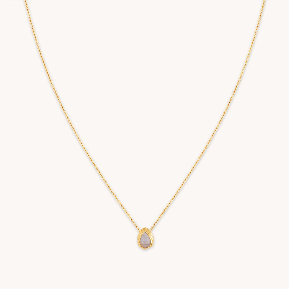 Agate Pendant Necklace in Gold