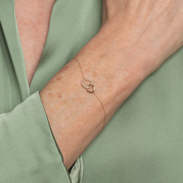 Orbit Topaz Gift Set in Solid Gold