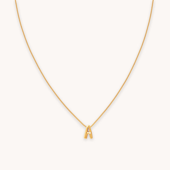 A Initial Pendant Necklace in Gold