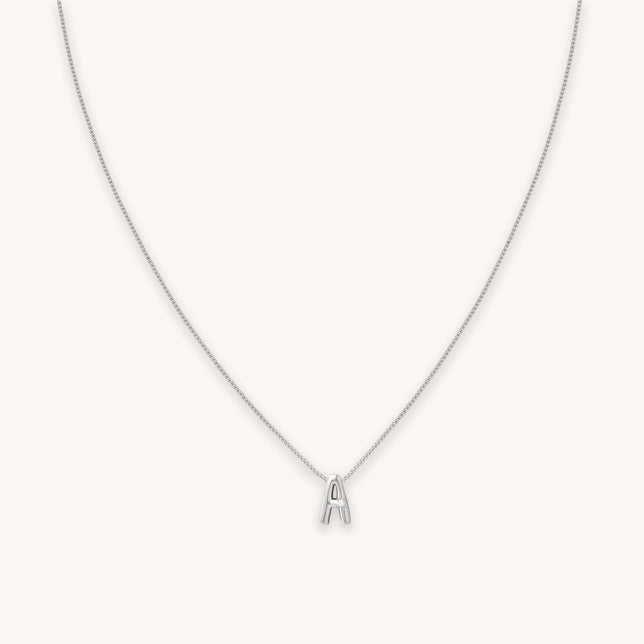 A Initial Pendant Necklace in Silver