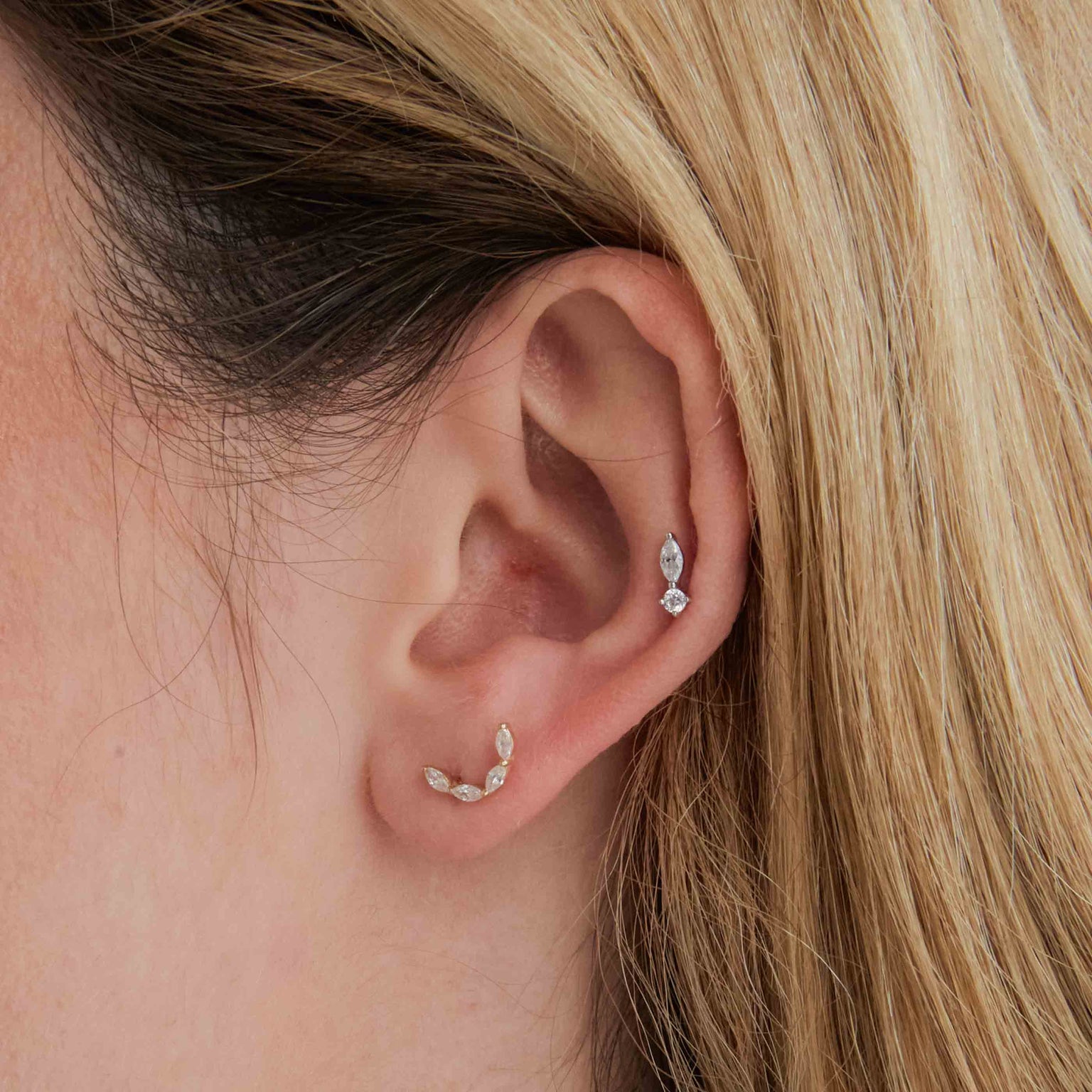 Struck Piercing Earring – STONE AND STRAND
